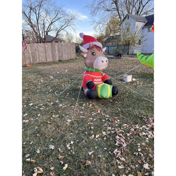 🆕5FT Christmas Inflatables Highland Cow Blow Up Yard Outdoor Decorations - Picture 3 of 9